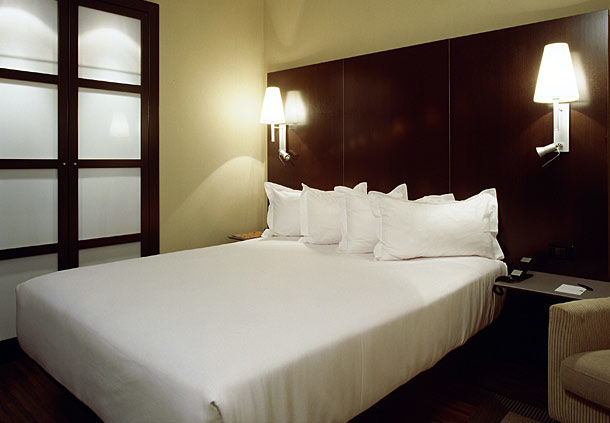 Ac Hotel Zamora By Marriott Bilik gambar